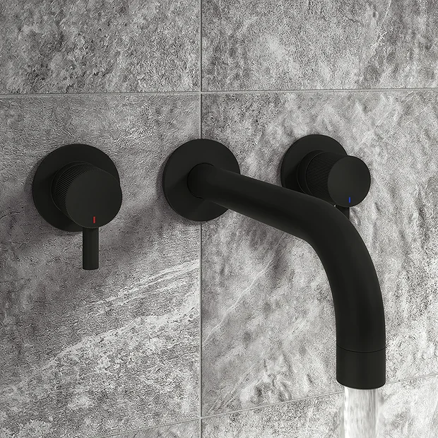 Arezzo Fluted Round Matt Black Wall Mounted (3TH) Bath Filler Tap - Image 2